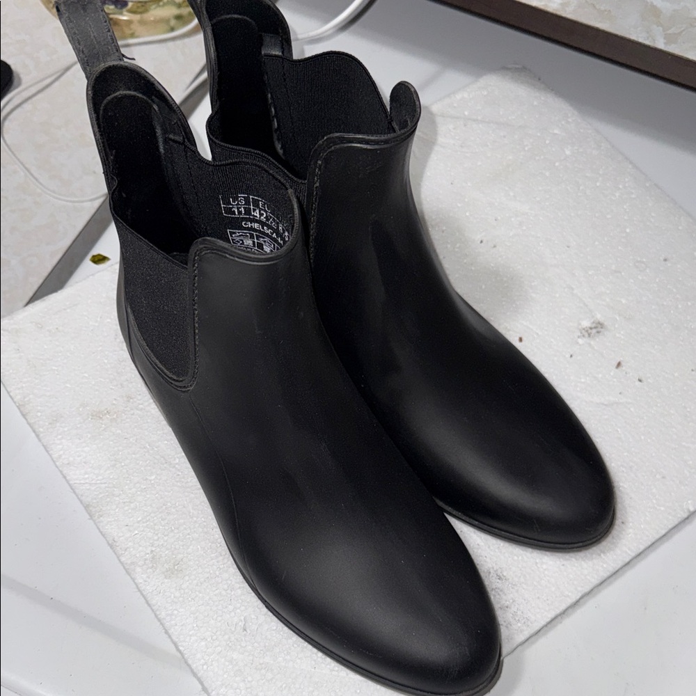 Sleek Black Ankle Boots